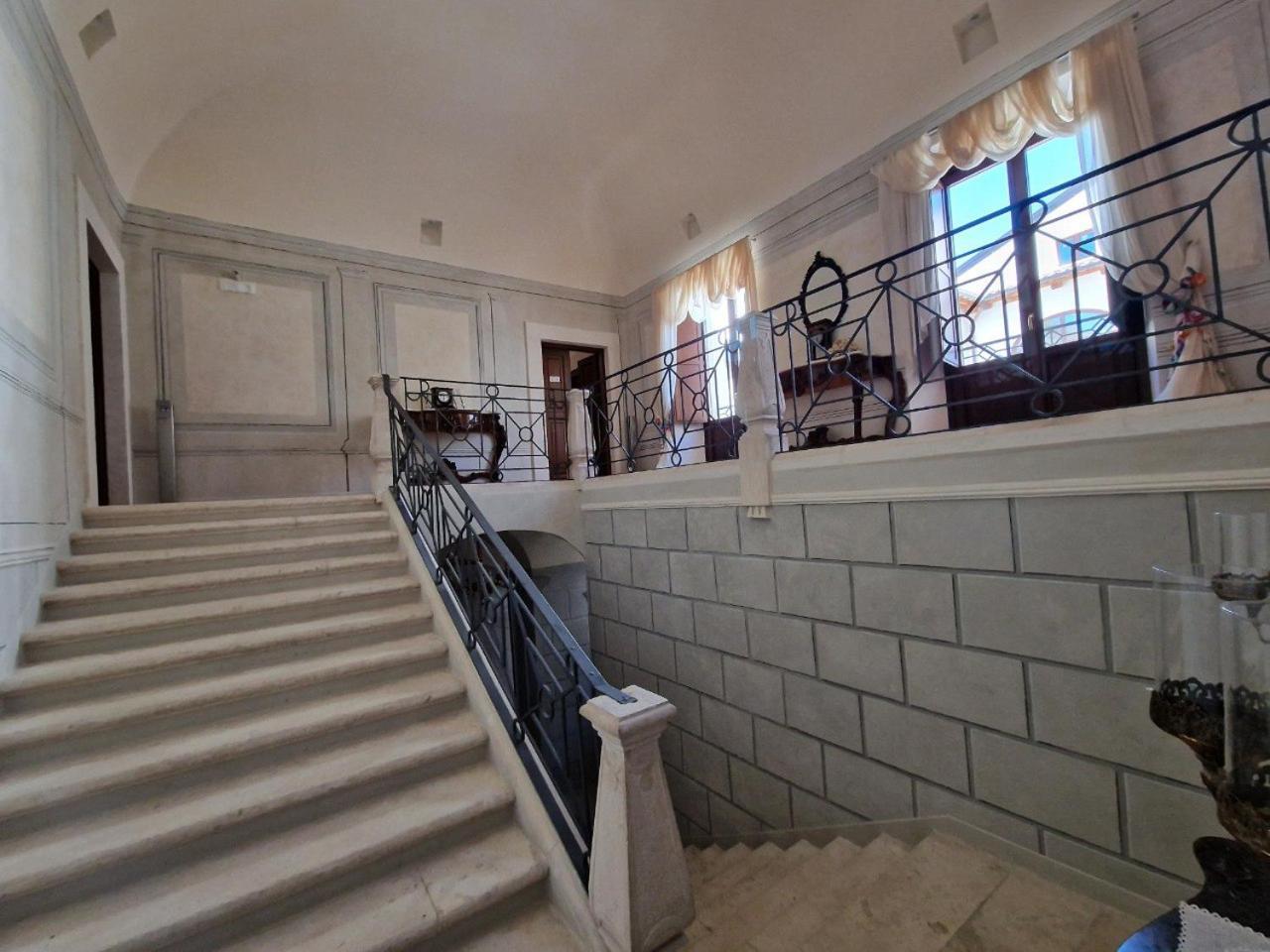 Palazzo Palitti Bed & Breakfast Roio Dış mekan fotoğraf